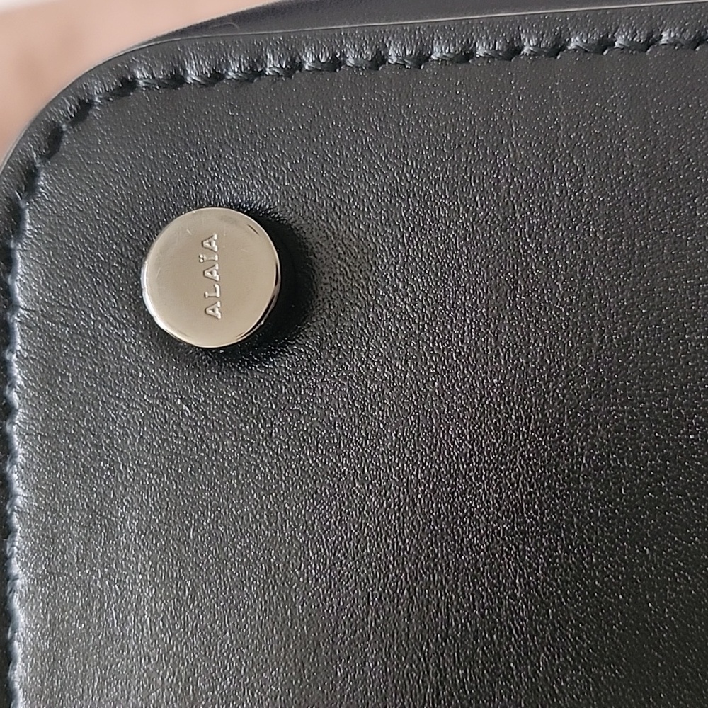 Alaia tote bag - Picture 11 of 11
